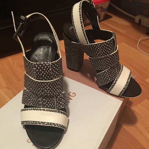 Circus by Sam Edelman Natalie Heels in size 6! - Picture 3 of 6